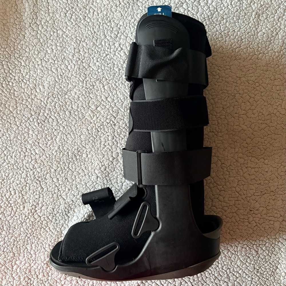 Breg Orthopedic Walking Boot